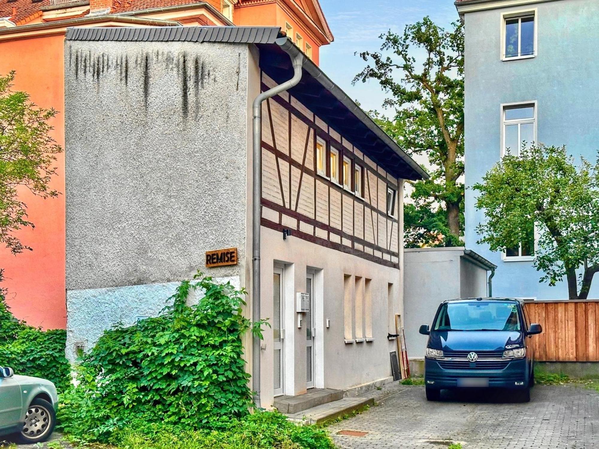 Die Remise Mit Kostenlosem Parkplatz Direkt Vor Der Tuer Érfurt Exterior foto